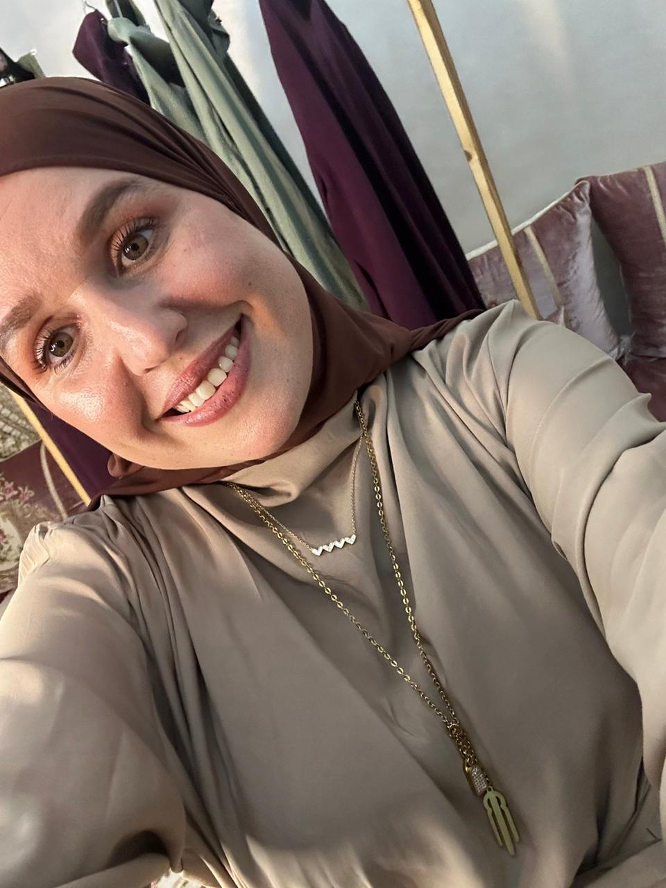 فستان ندى