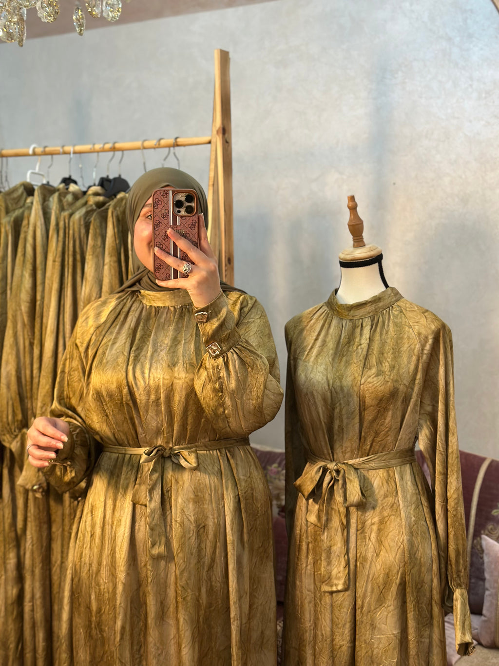 فستان وردة الشام
