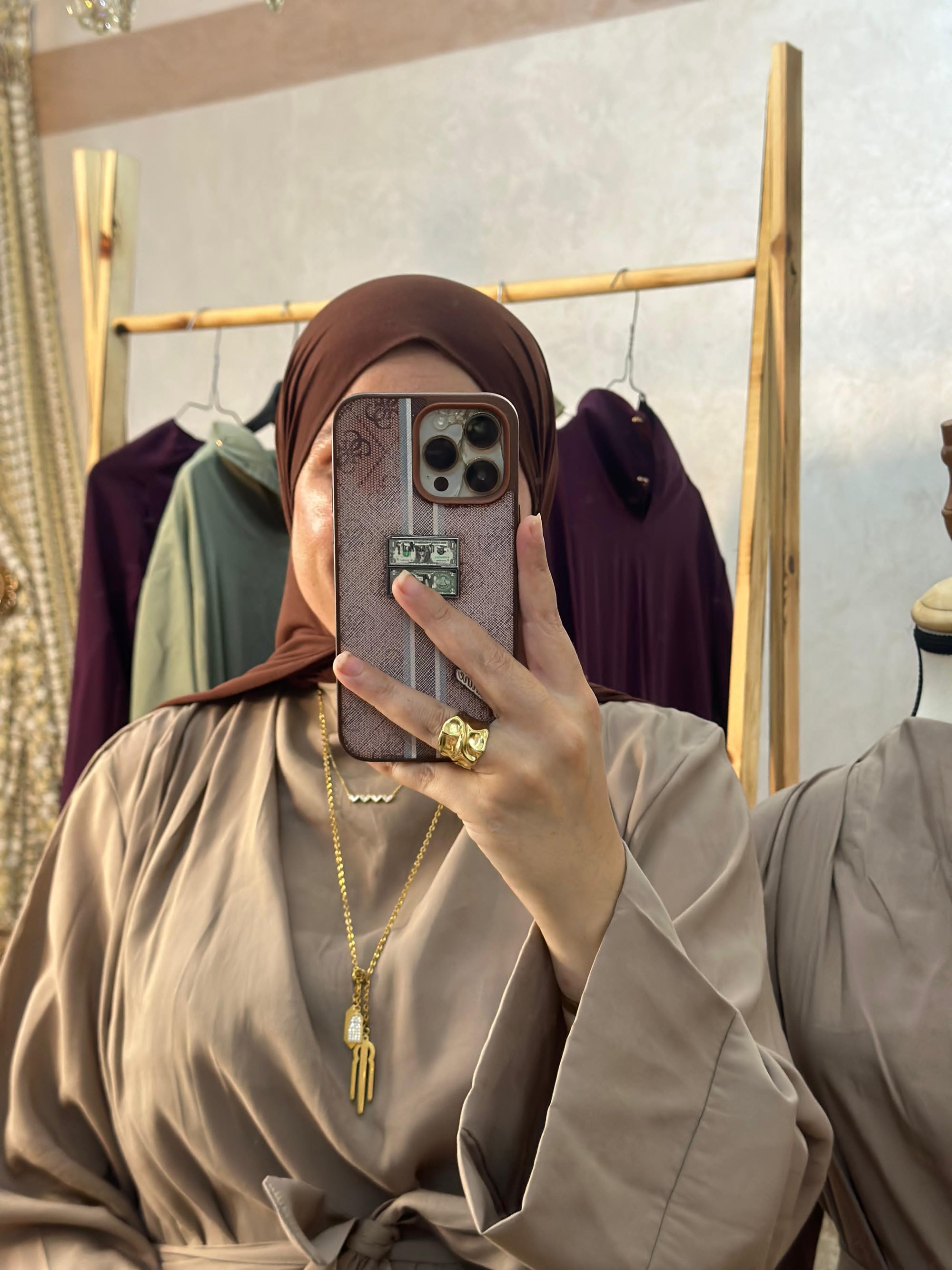 فستان ندى