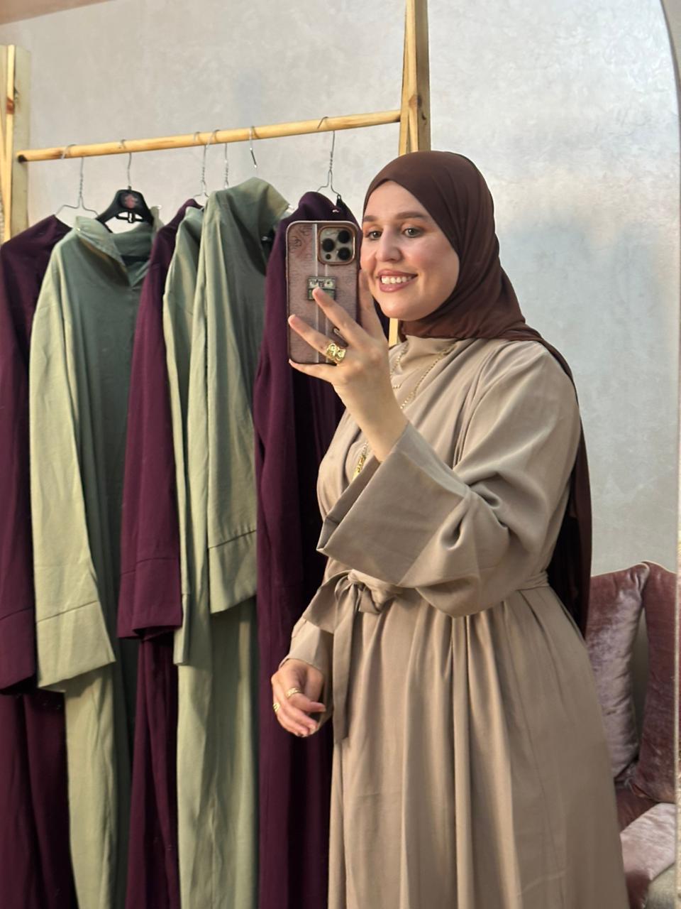 فستان ندى