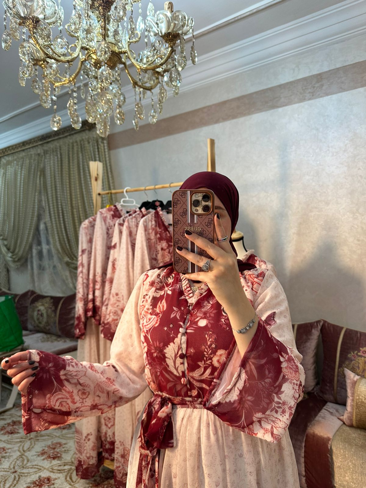 فستان أميرة الورد