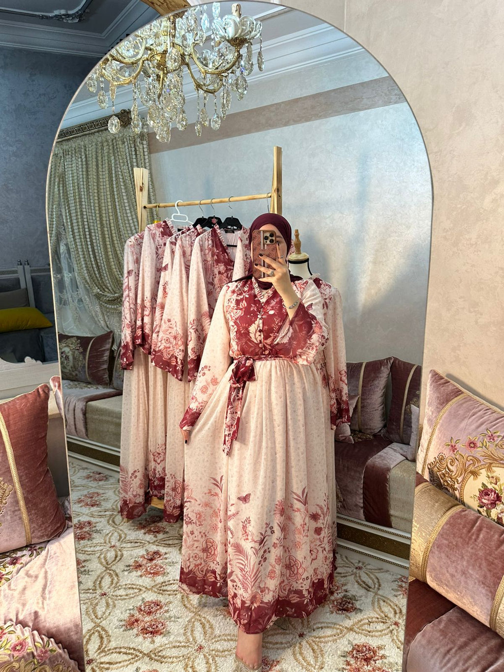 فستان أميرة الورد