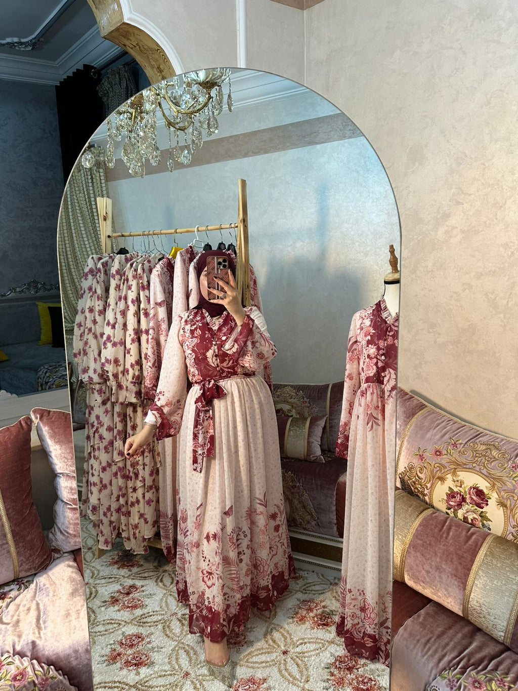فستان أميرة الورد